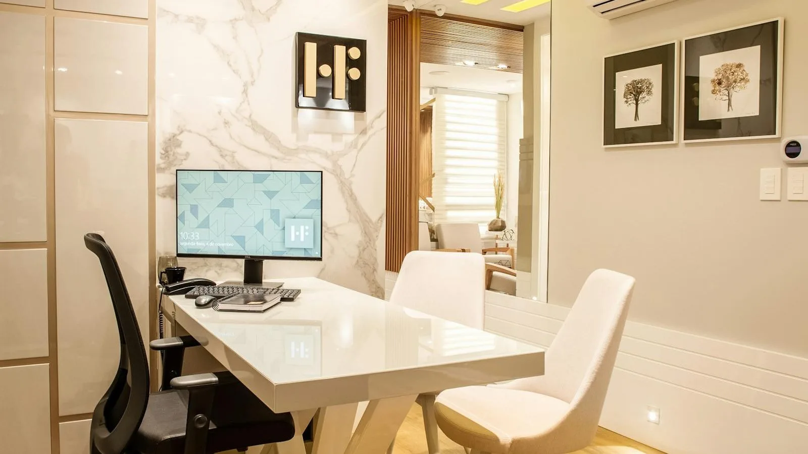 Office Interior Design: How It Impacts Productivity & Recruiting